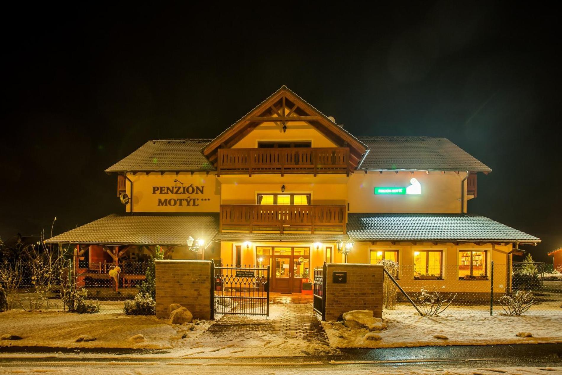 Penzion Motyl Liptovská Teplá Buitenkant foto