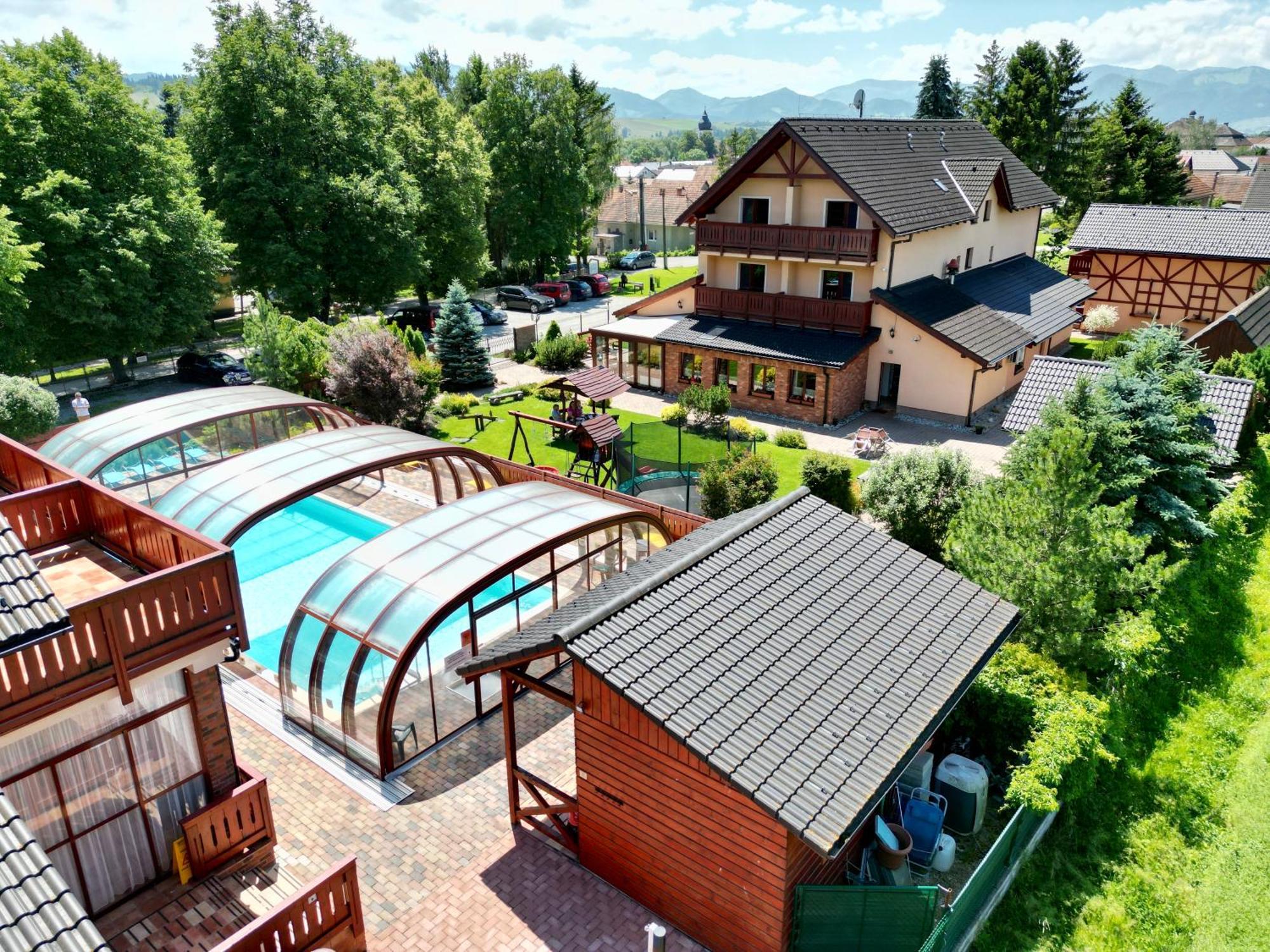 Penzion Motyl Liptovská Teplá Buitenkant foto