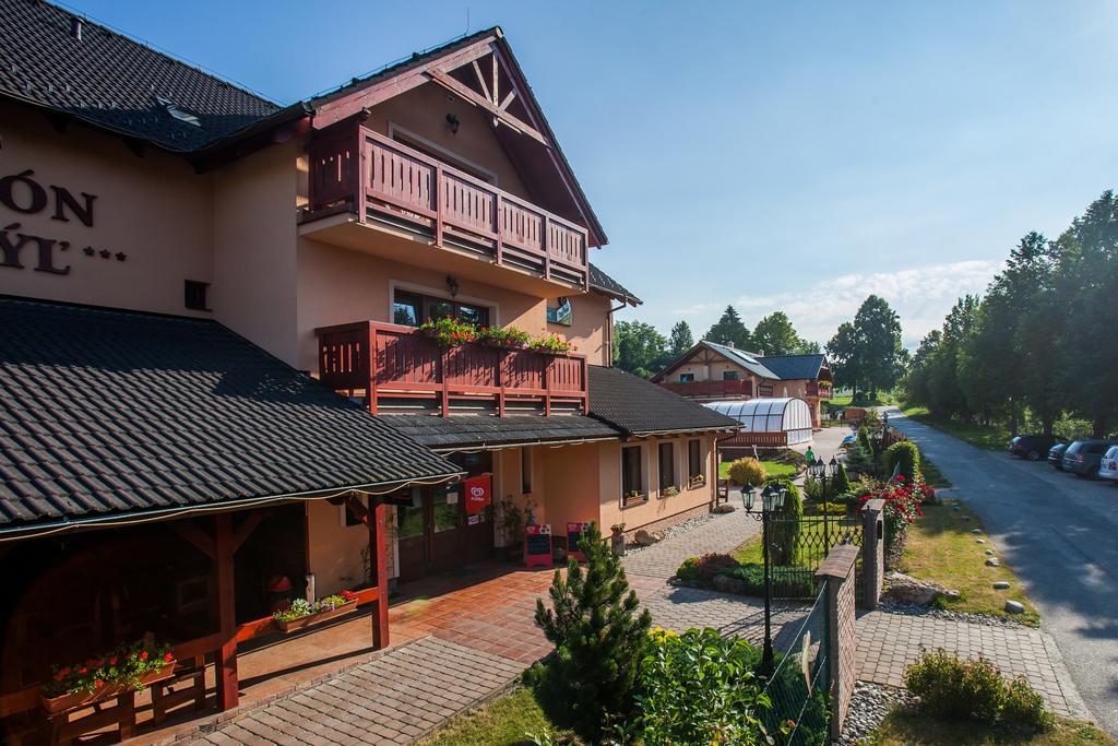 Penzion Motyl Hotel Liptovská Teplá Buitenkant foto