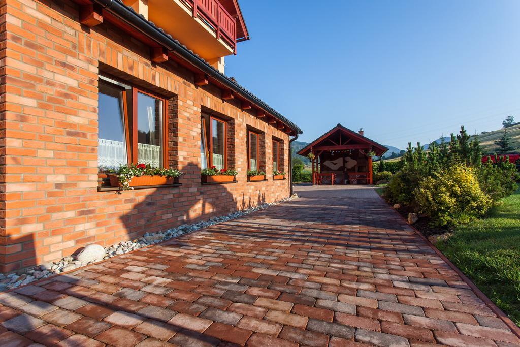Penzion Motyl Liptovská Teplá Buitenkant foto
