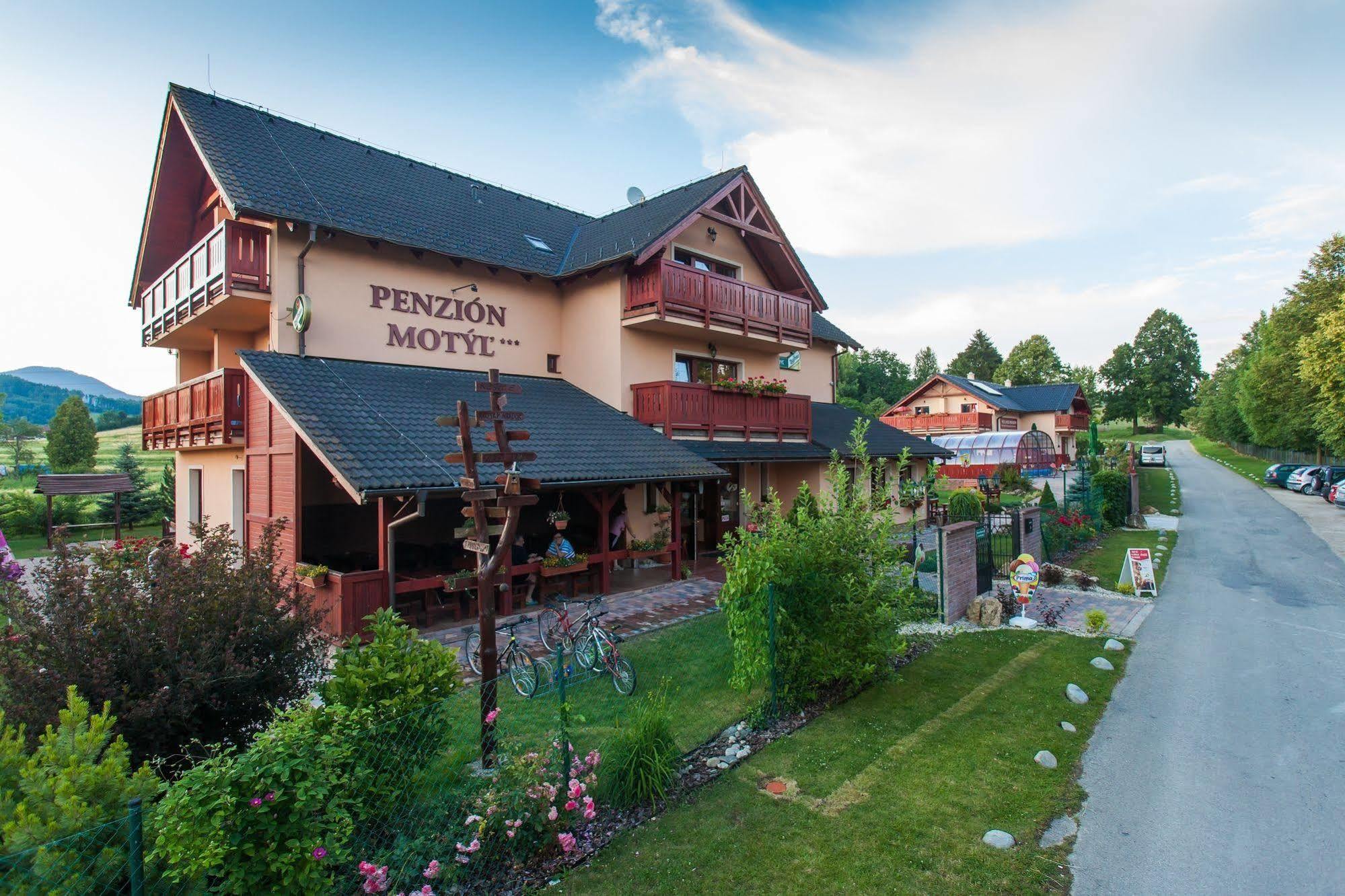 Penzion Motyl Liptovská Teplá Buitenkant foto
